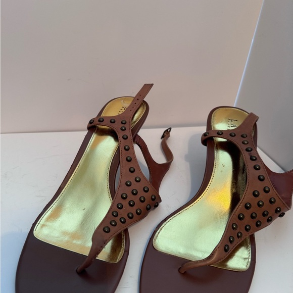 Beautiful tan leather Ralph Lauren, size 10, 3 inch  heel  sandal. - Picture 2 of 8